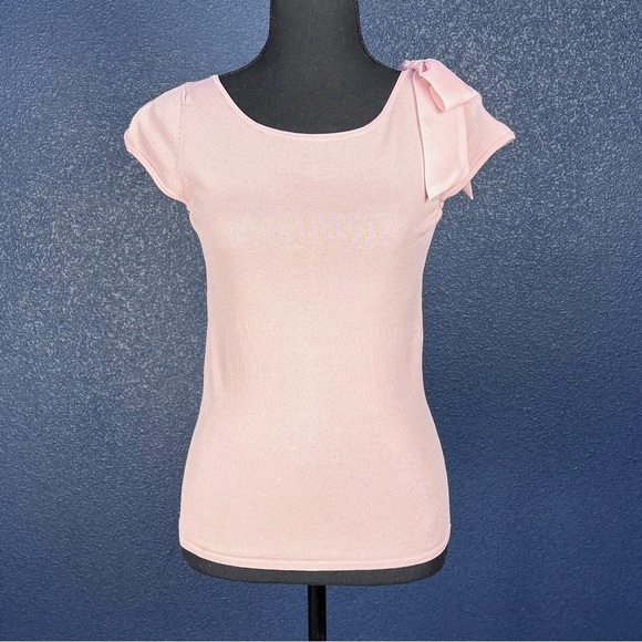 Max Studio Pink Fitted Blouse with Tie at Shoulder, Size XS - Picture 1 of 7